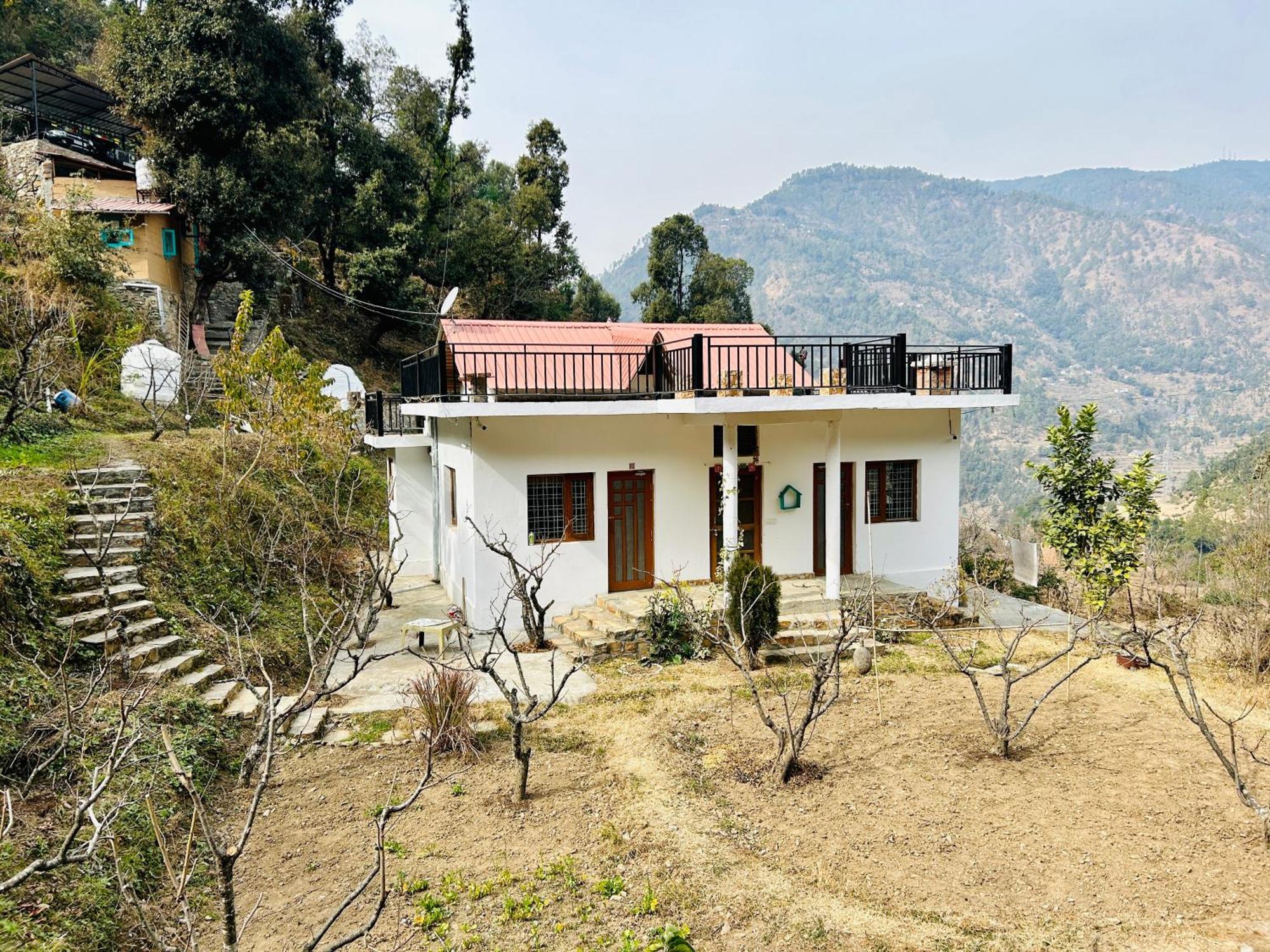 Love'S Farm, Cottage In Ramgarh Bagian luar foto